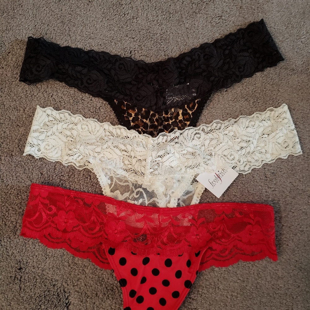 3 pack Lace Thong Panties